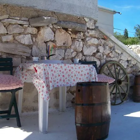 Stone House Sparoga Dom wakacyjny *